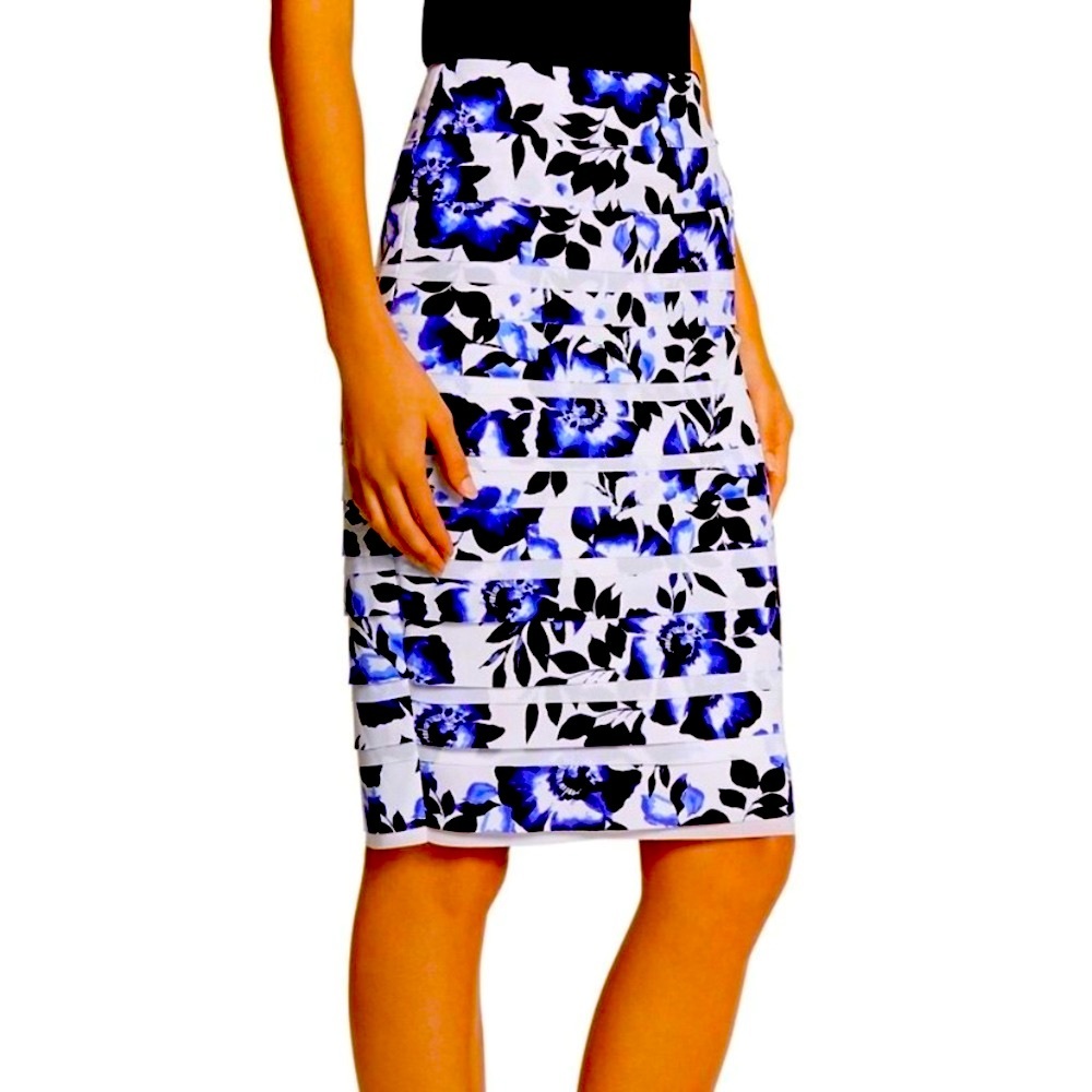 ⚪️⚫️NWOT White House Black Market Stunning Layered Skirt